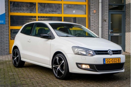 Volkswagen Polo - 1.2-12V BlueMotion Trendline Airco CPV L.M.velgen Stoelverwarming navi - 1