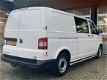 Volkswagen Transporter - 2.0 TDI L2H1 DC Bpm vrij Airco Cruise control Trekhaak 2.500 kg 1e eigenaar - 1 - Thumbnail