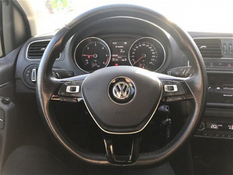 Volkswagen Polo - 1.4 TDI Comfortline , Priveglas, Start-Stop, Bluetooth, 16