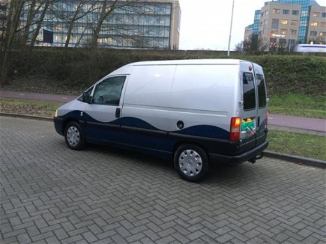 Peugeot Expert - 220C 2.0 HDI Avantage APK 4-01-2021AIRCORIJDT GOEDBANDEN GOED2 SLEUTELSNETTE BUS - 1