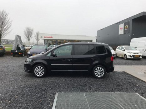 Volkswagen Touran - 1.2 TSI Highline LEDER & NAVIGATIE & PRIVACY GLASS - 1