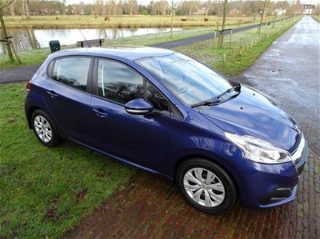 Peugeot 208 - Blue Lease Executive 1.2 PureTech 82 - 1