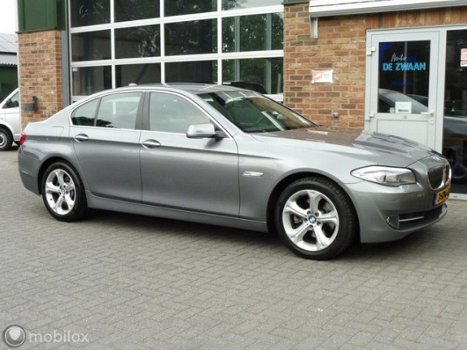 BMW 5-serie - - 520d Executive + AUTOMAAT, 18 INCH LMV, SPORTSTOELEN - 1