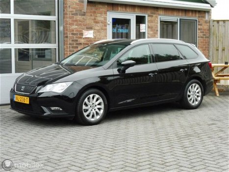 Seat Leon ST - - 1.0 EcoTSI Style Connect NAVIGATIE, PDC - 1