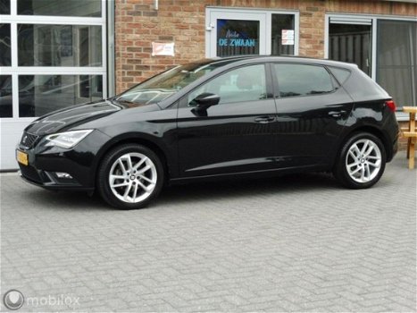 Seat Leon - - 1.2 TSI Style PDC, 17 INCH LMV, NAVIGATIE - 1