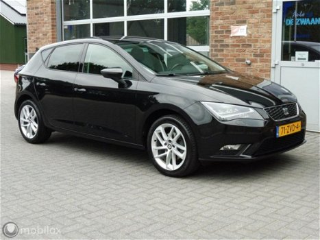 Seat Leon - - 1.2 TSI Style PDC, 17 INCH LMV, NAVIGATIE - 1