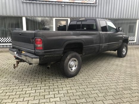 Dodge Ram 2500 - 4X4 Cummins V24 - 1