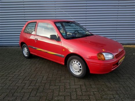 Toyota Starlet - 1.3 XLi Comfort - 1