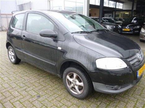 Volkswagen Fox - 1.4 TDI Trendline 2005/AIRCO/LMV - 1