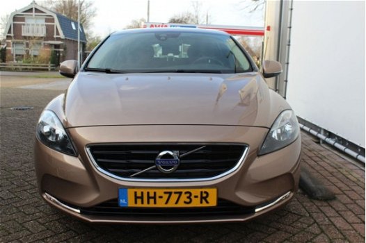 Volvo V40 - 2.0 D2 Summum Business - 1