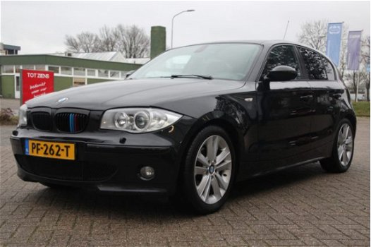 BMW 1-serie - 120d High Executive | Navigatie | Elek. stoelen | Cruise | Clima | - 1