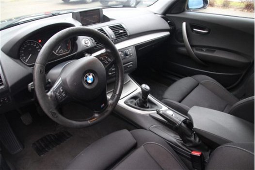 BMW 1-serie - 120d High Executive | Navigatie | Elek. stoelen | Cruise | Clima | - 1