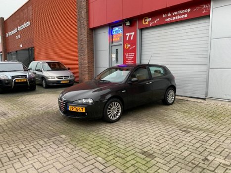 Alfa Romeo 147 - 1.9 JTD Collezione , NAP, VOL LEER - 1