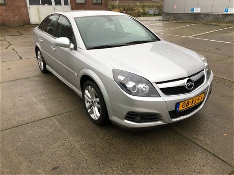 Opel Vectra GTS - 2.2-16V Executive - 1