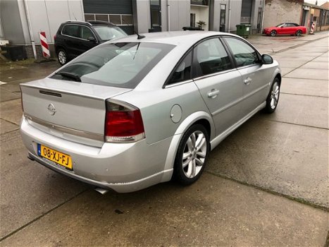 Opel Vectra GTS - 2.2-16V Executive - 1