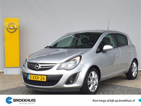 Opel Corsa - 1.4-16V BlitZ Navigatie / Lichtmetalen velgen / Airco / Stoel en stuurverwarming / Half - 1