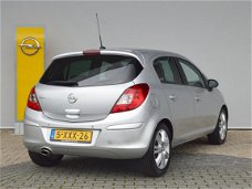 Opel Corsa - 1.4-16V BlitZ Navigatie / Lichtmetalen velgen / Airco / Stoel en stuurverwarming / Half