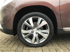 Peugeot 2008 - Première 1.6 VTi 120pk | TREKHAAK | NAVIGATIE |