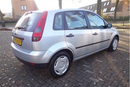 Ford Fiesta - 1.3 Core 5 deuren - 1