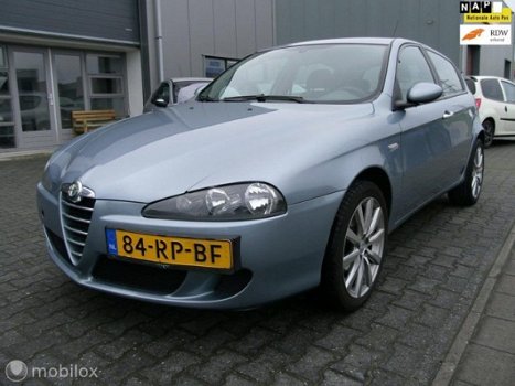 Alfa Romeo 147 - - 1.6 T.Spark Progression - 1