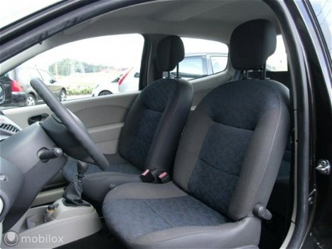 Renault Twingo - - 1.2 Authentique Airco - 1