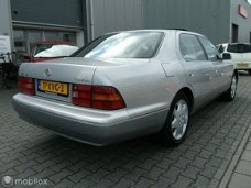 Lexus LS - - 400 Dealer o.h. Youngtimer