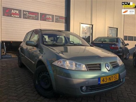 Renault Mégane - 1.6-16V Dynamique Luxe NIEUWE APK, AIRCO DEALER ONDERHOUDEN - 1