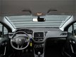 Peugeot 208 - 1.2 Puretech 82pk 5D Active | Navigatie | Airco | Cruise Control - 1 - Thumbnail