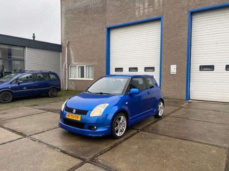 Suzuki Swift - 1.3 GLS BODYKIT 17'' VELGEN SUPER MOOI - 1