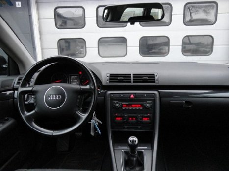Audi A4 Avant - 1.6 Pro Line CLIMA / NAVI YOUNGTIMER - 1