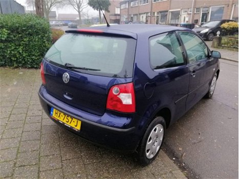 Volkswagen Polo - 1.2 NIEUWE APK - WEINIG KM - AIRCO - 1