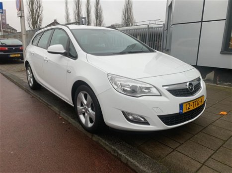 Opel Astra Sports Tourer - 1.3 CDTi S/S Business Edition NAp AIrco - 1