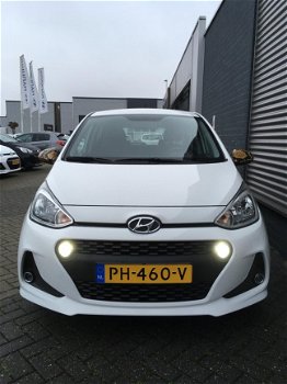 Hyundai i10 - 1.0i Go 2017 (Navi / Cruise / Climate / Bluetooth) - 1