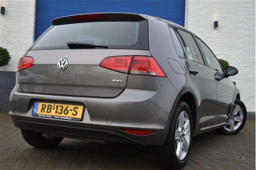 Volkswagen Golf - 1.2 TSI Trendline | PDC | Clima | - 1