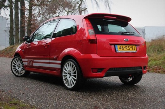 Ford Fiesta - 2.0-16V ST 167pk Rood Recaro Airco NAP - 1