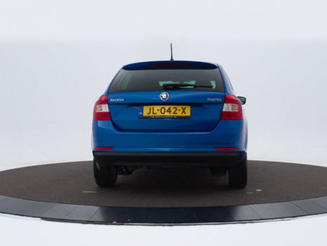 Skoda Rapid Spaceback - 1.2 Tsi 90pk GreenTech JOY | Navigatie | Clima | P-Sensoren | Stoel Verwarmi - 1