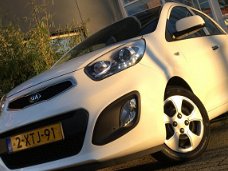 Kia Picanto - 1.0 CVVT BusinessLine *Navigatie*5-deurs*bluetooth*airco*1e eigenenaar