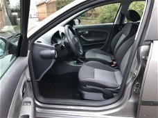 Seat Ibiza - 1.4-16V Trendstyle * 5 deurs / Airco / LMV / APK 01-2021