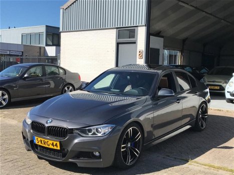 BMW 3-serie - 320i High Executive AUT/ MPAKKET/ Leer/ NAP/ APK - 1