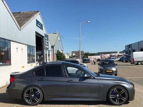 BMW 3-serie - 320i High Executive AUT/ MPAKKET/ Leer/ NAP/ APK - 1