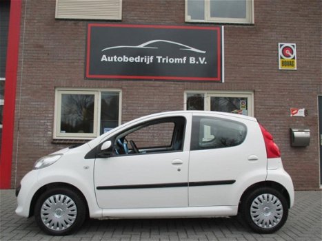 Peugeot 107 - 1.0-12V XS AIRCO-ELEK PAKKET-TOERENTELLER-5 DEUREN - 1