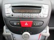 Peugeot 107 - 1.0-12V XS AIRCO-ELEK PAKKET-TOERENTELLER-5 DEUREN - 1 - Thumbnail