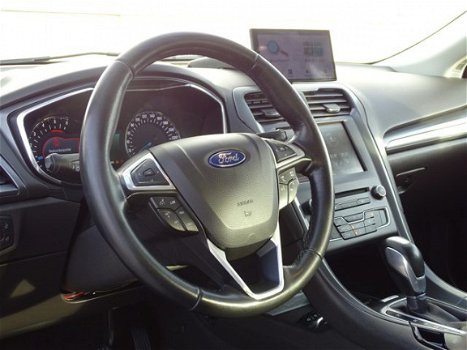Ford Mondeo - 2.0 TDCI 150PK AUT | Leder | Elektrisch verstelbare voorstoelen | Trekhaak | Stoelverw - 1