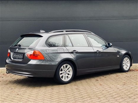 BMW 3-serie Touring - 318i High Executive PANORAMADAK navigatie LMV BOMVOL - 1