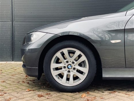 BMW 3-serie Touring - 318i High Executive PANORAMADAK navigatie LMV BOMVOL - 1