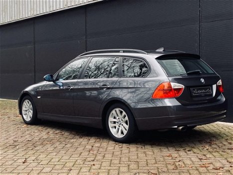 BMW 3-serie Touring - 318i High Executive PANORAMADAK navigatie LMV BOMVOL - 1