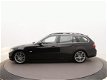 BMW 3-serie Touring - 325i M-pakket Panodak | Automaat | Vol opties | OrigNL | 18inch M-wielen | Top - 1 - Thumbnail