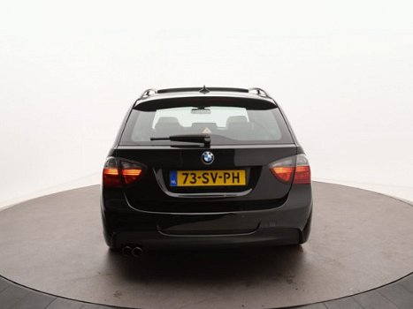 BMW 3-serie Touring - 325i M-pakket Panodak | Automaat | Vol opties | OrigNL | 18inch M-wielen | Top - 1