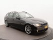 BMW 3-serie Touring - 325i M-pakket Panodak | Automaat | Vol opties | OrigNL | 18inch M-wielen | Top - 1 - Thumbnail