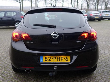 Opel Astra - 2.0 CDTI 160pk Cosmo Executive Leder Ecc Navi Trekhaak Xenon LM Velgen - 1